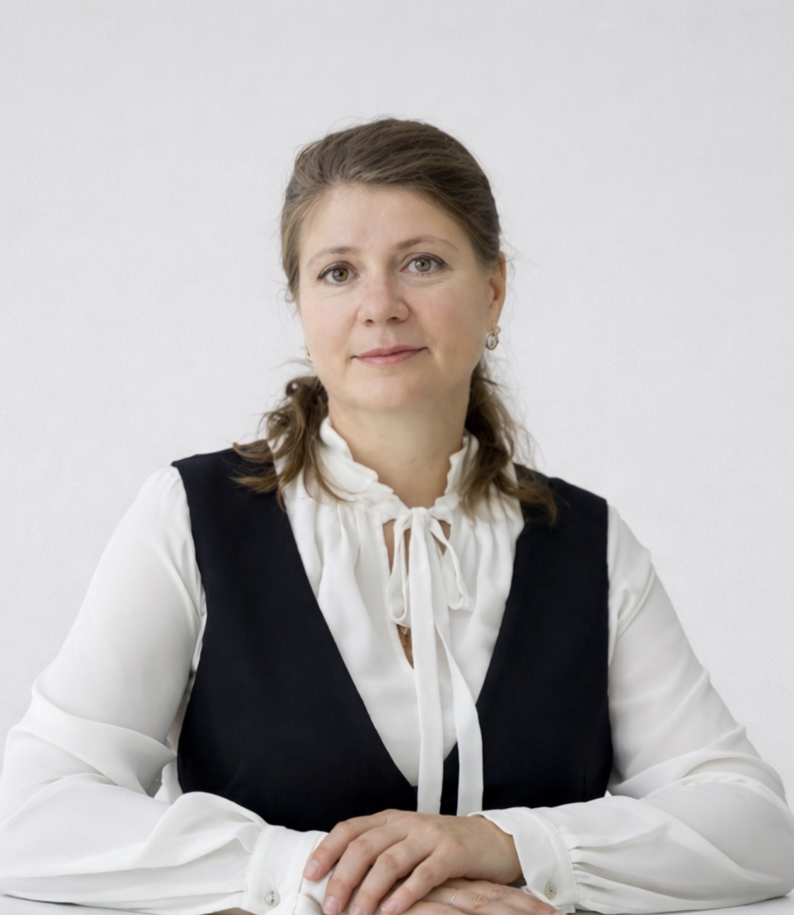 Зиновьева Елена Дмитриевна.
